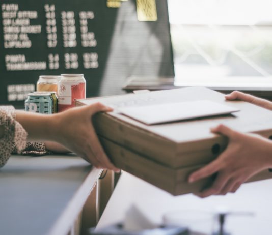 Lockdown: Restaurants versuchen, sich anzupassen