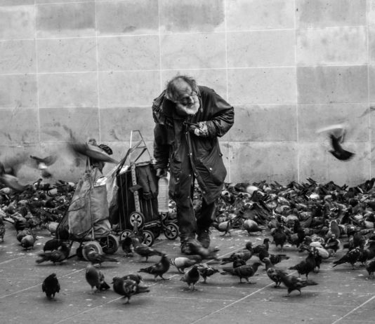 Covid-19: In der Pariser Region befindet sich jeder zweite vom Virus betroffene Mensch in einer prekären Lage