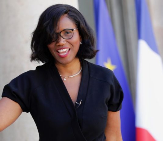 Häusliche Gewalt: laut Ministerin Elisabeth Moreno werden „1.000 Armbänder“ gegen häusliche Gewalt bis Ende des Jahres in Frankreich im Einsatz sein