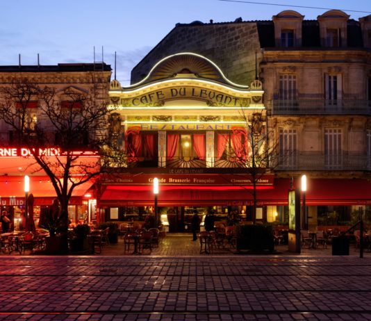 Coronavirus: Diese Ausgangssperre ist „eine Katastrophe“, sagt ein Serveur