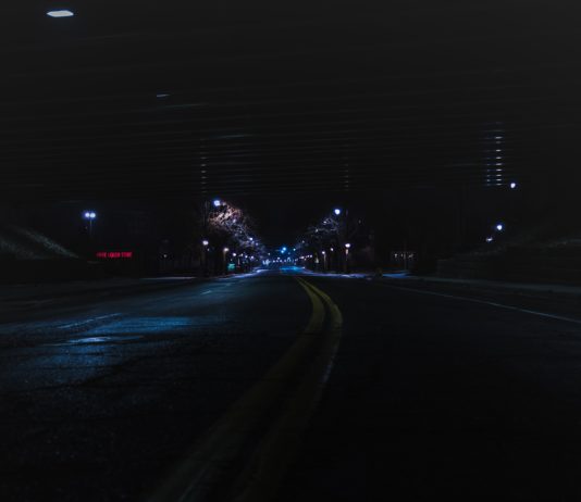 Ausgangssperre, eine im Ausland zunehmend genutzte Maßnahme