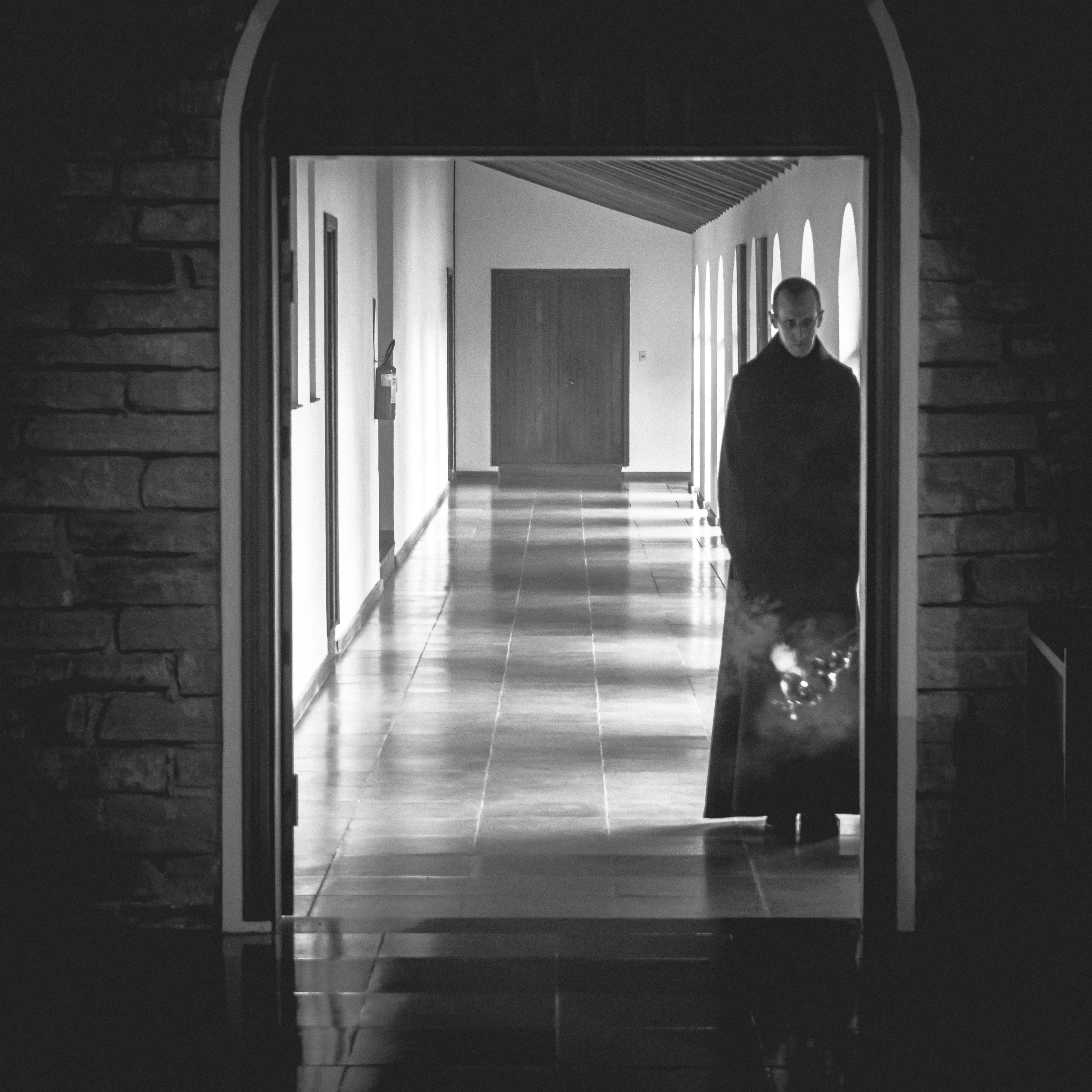 Ein Priester der Bruderschaft St. Pius X. wegen Vergewaltigung von Minderjährigen in der Vendée angeklagt