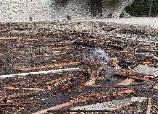 Video: Aufräumen nach Sturm Alex