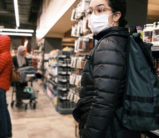 Ausgangssperre: Supermärkte reorganisieren sich