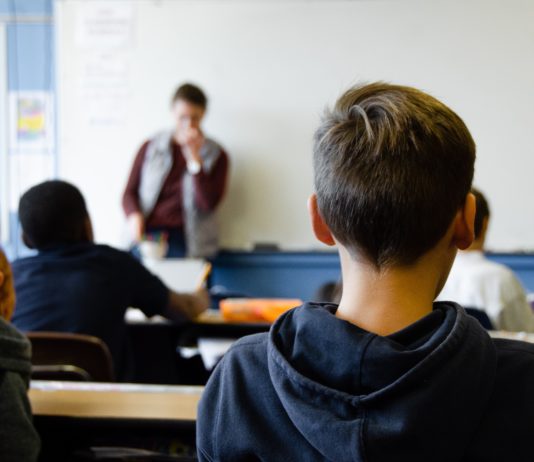 CORONAVIRUS: MEHR ALS 1.713 SCHÜLER INNERHALB VON 24 STUNDEN INFIZIERT