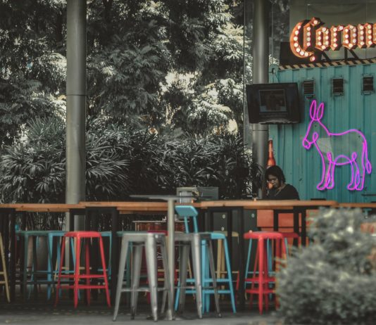 Franzosen reagieren auf Sperrstunde