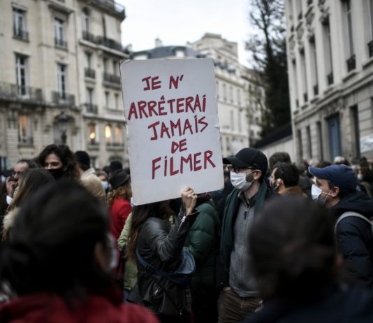Video: Protest gegen das neue Sicherheitsgesetz