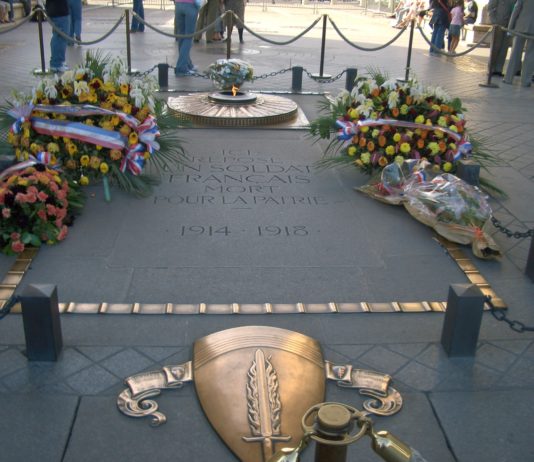 11. November: Das Grab des unbekannten Soldaten am Triumphbogen wird an diesem Mittwoch 100 Jahre alt