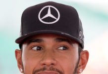 Lewis Hamilton positiv auf Covid-19 getestet und sagt den Großen Preis von Bahrain ab