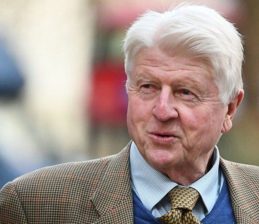 Brexit: Der Vater von Premierminister Boris Johnson beantragt die französische Staatsbürgerschaft