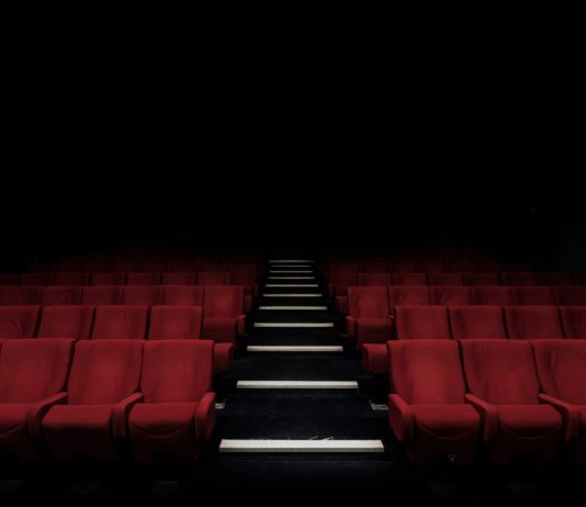 Covid-19: Theater und Kinos werden am 7. Januar nicht wieder öffnen, sagt Gabriel Attal