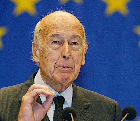 Giscard d’Estaing: Merkel sagt Deutschland habe einen Freund verloren