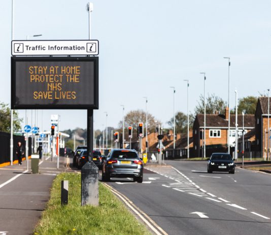 Covid-19: Belgien und die Niederlande setzen nach dem Auftauchen einer neuen Variante des Virus die Verbindungen zum Vereinigten Königreich aus
