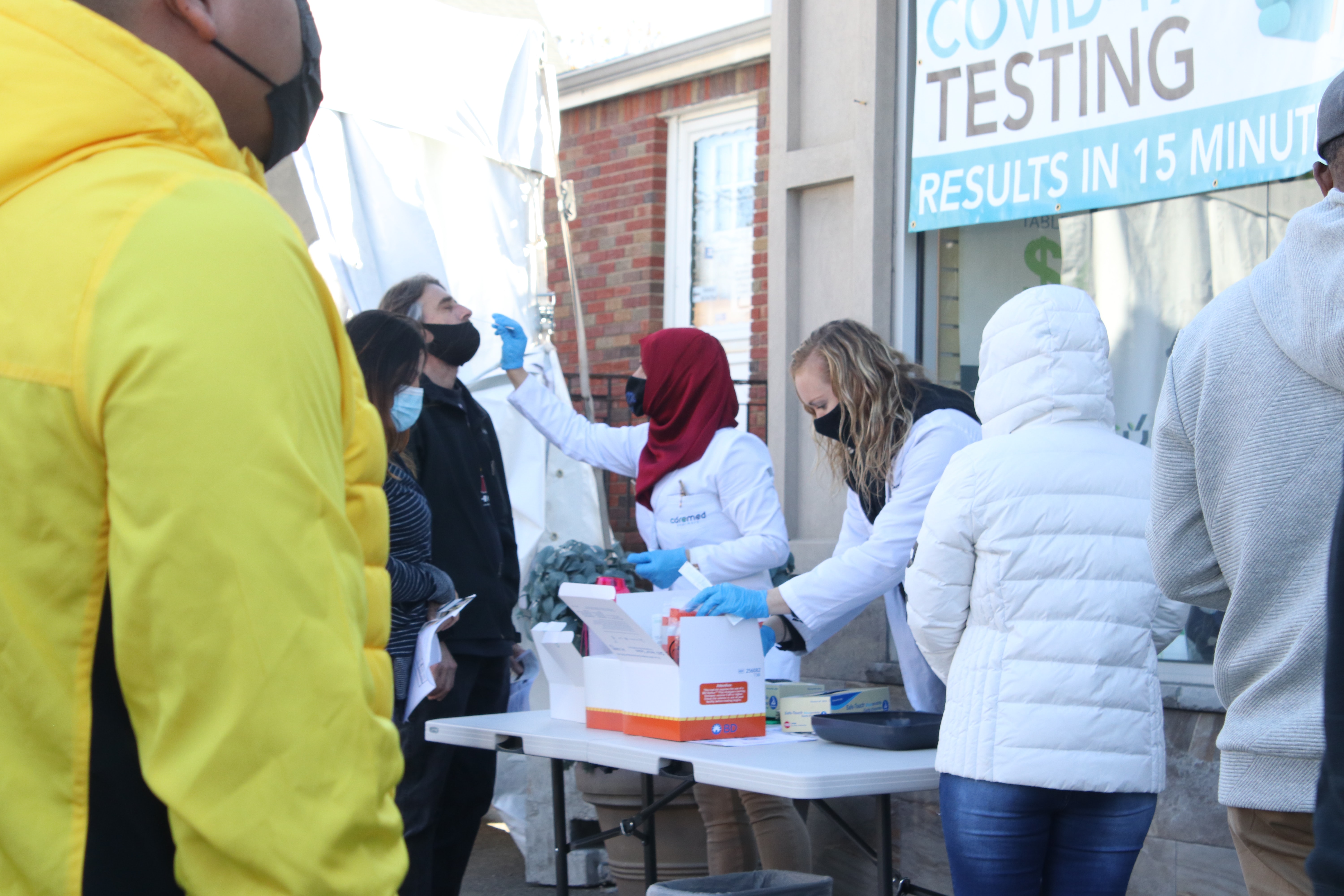 Covid-19: Fast 14.000 neue Ansteckungen innerhalb von 24 Stunden