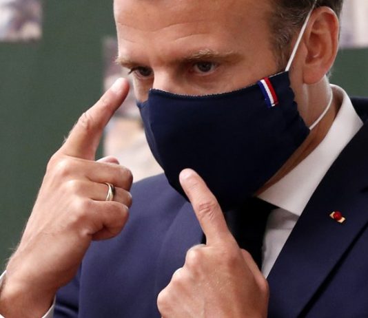 Emmanuel Macron wurde positiv auf Covid-19 getestet und Jean Castex in Isolation