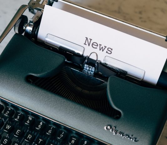 BREAKING: Emmanuel Macron ist positiv auf Covid-19 diagnostiziert worden, meldet der Elysée-Palast.