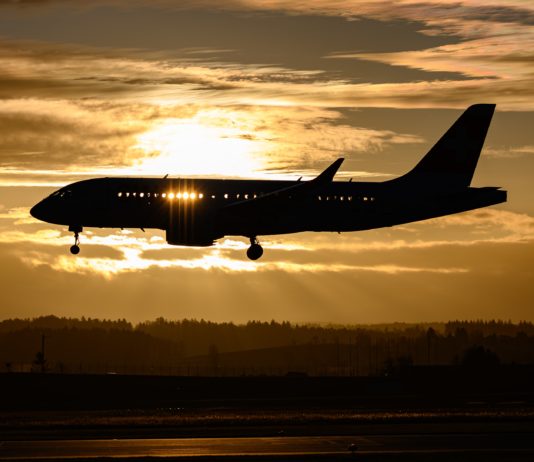 Ausgangssperre: Reisen zwischen 20.00 Uhr und 6.00 Uhr mit dem Zug oder Flugzeug bleiben möglich.