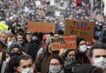 Video: Proteste gegen das geplante Sicherheitsgesetz