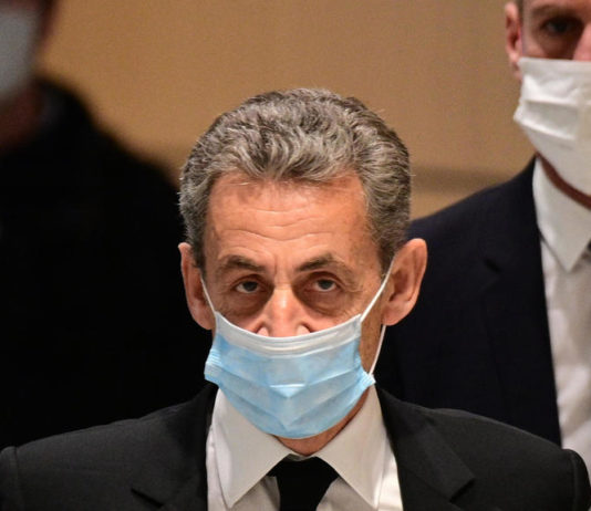 Ehemaliger Präsident Nicolas Sarkozy gegen Covid-19 geimpft – wie ist das möglich?