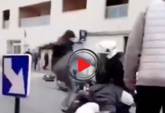 Seine-Saint-Denis: zwei Polizeibeamte verletzt, nachdem sie von etwa 15 Personen angegriffen wurden