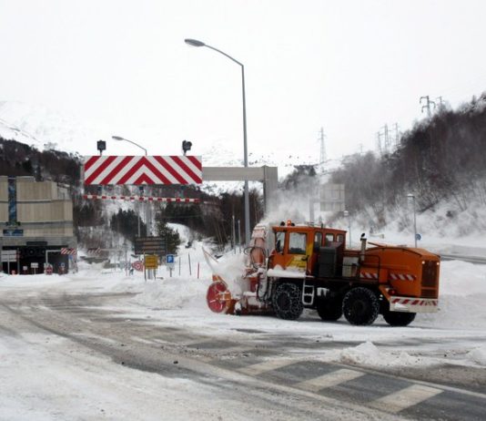 Ariege: Verkehr problematisch auf der RN 20 in Richtung Andorra wegen des Schnees.