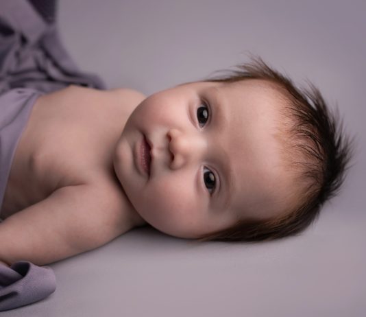 In Frankreich sank die Zahl der Geburten innerhalb eines Jahres um 13%.