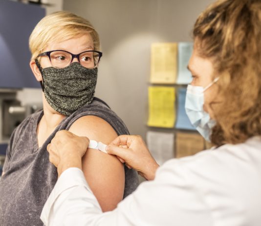 Coronavirus-Impfstoff: Mehr als zwei Millionen Dosen seit Beginn der Kampagne verabreicht