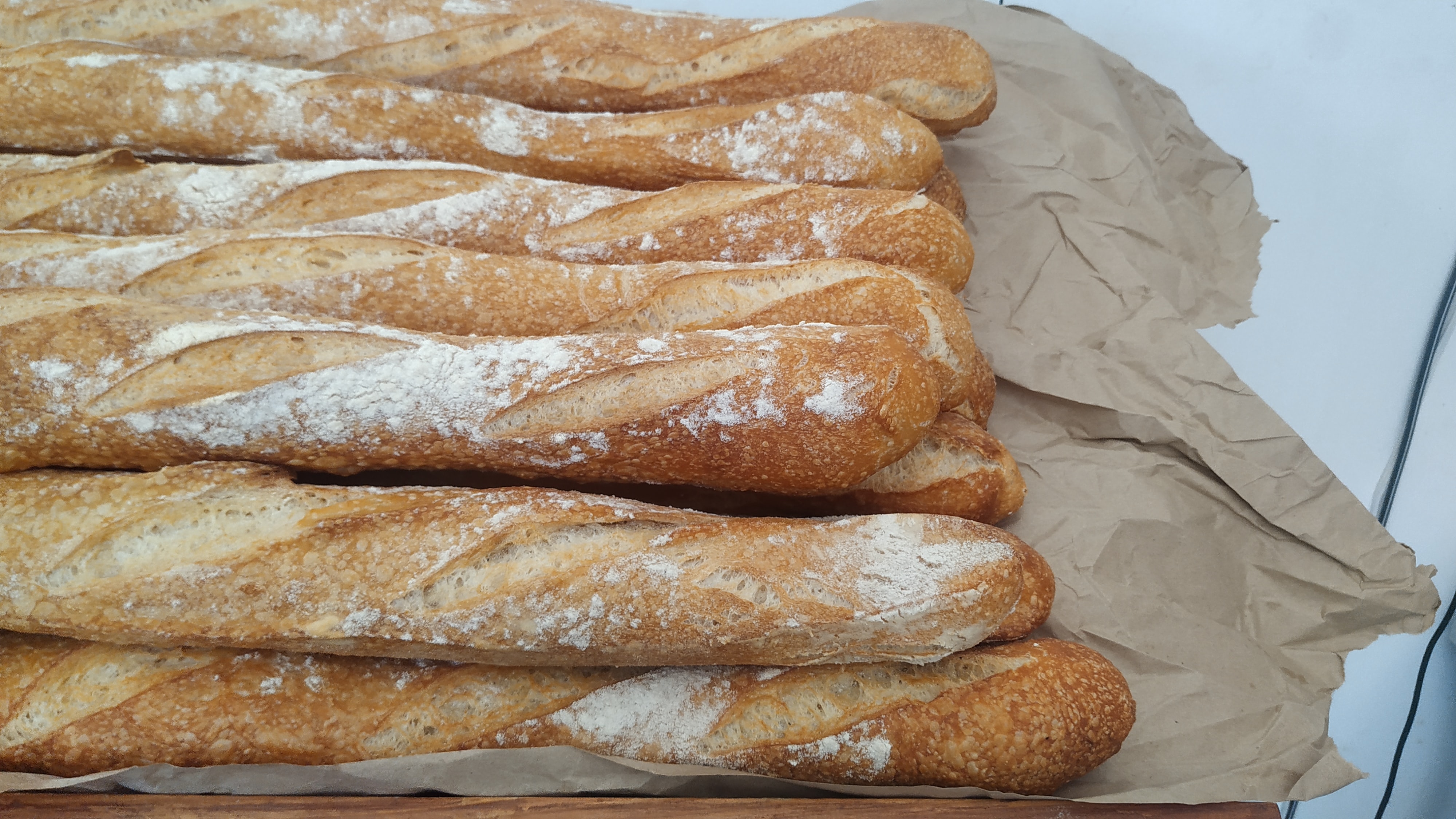 La Baguette und die Dächer von Paris im Rennen um einen Platz im immateriellen Kulturerbe der UNESCO