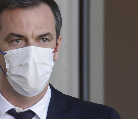 Covid-19 : Olivier Véran spricht sich für eine regionalisierte Aufhebung des Lockdowns aus