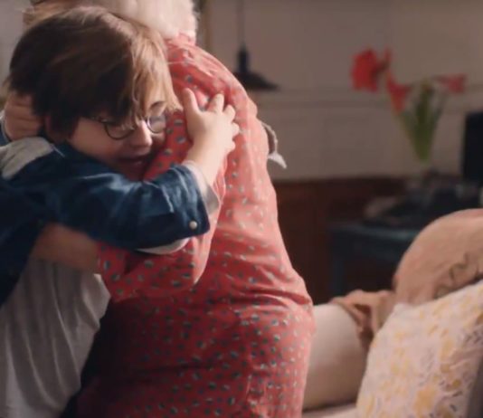 Regierung stellt Werbeclip vor um zur Impfung aufzurufen