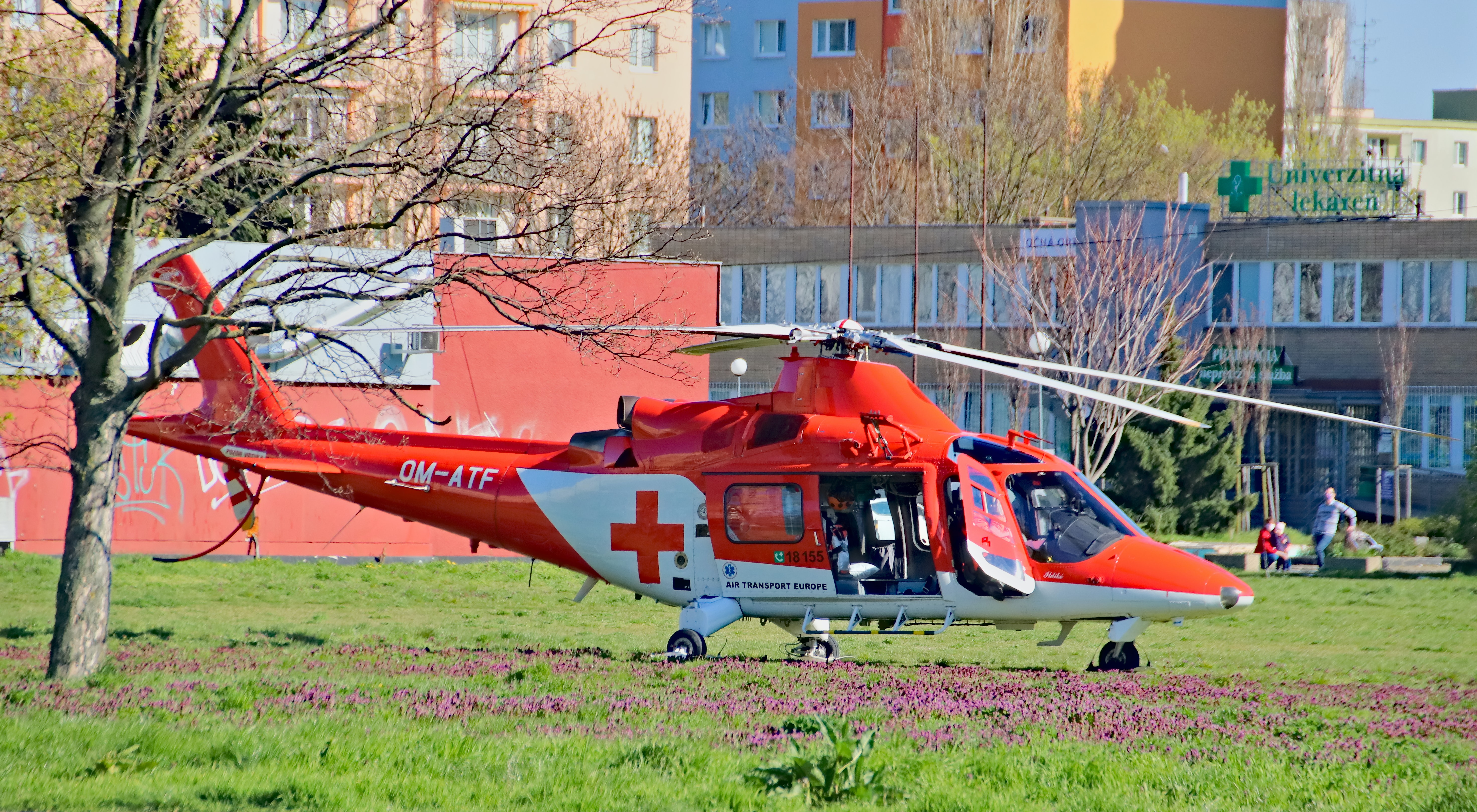 Covid-19: Intensivstationen überlastet - erste drei Patienten aus der Ile-de-France verlegt