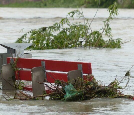 Alarmstufe Rot wegen Hochwassergefahr in den Landes und den Pyrénées-Atlantiques ausgerufen Hochwasser