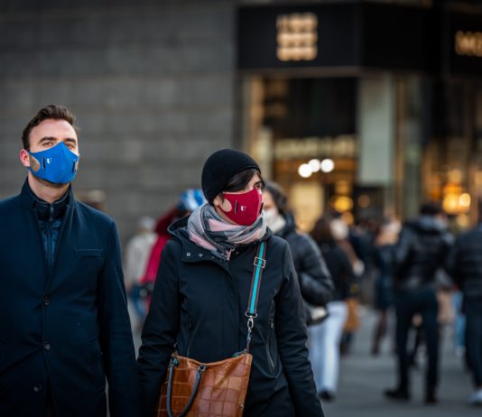 Covid-19: Italien will Schulen, Bars und Restaurants wieder schließen