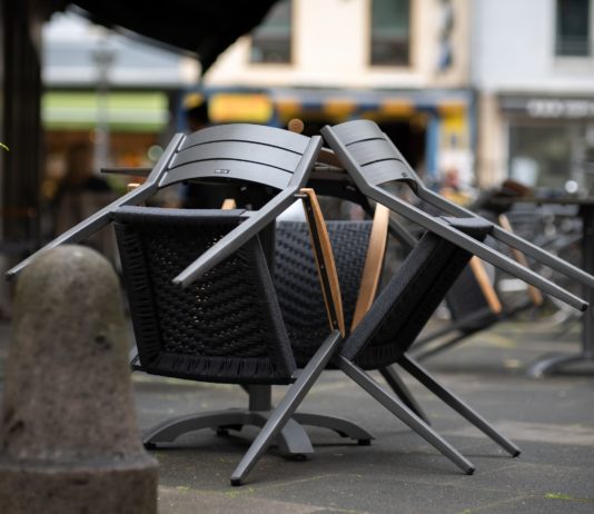 Bars, Cafés und Restaurants: Regierung gibt ein Zeitfenster für ihre Wiedereröffnung