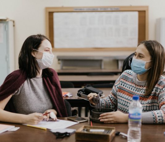 Covid-19: 148 Schulen und 3.256 Klassen geschlossen, ein starker Anstieg