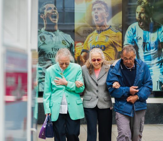 Covid-19: Der Staatsrat setzt das Ausgangsverbot für Altersheim-Bewohner aus und bezeichnet es als unverhältnismäßig.