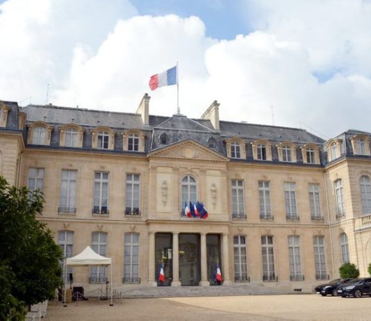 Nach Vergewaltigungsvorwürfen Ermittlungen im Elysee-Palast eingeleitet