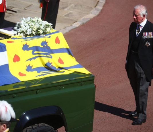 IN BILDERN: Die britische Königsfamilie nimmt von Prinz Philip in Windsor endgültig Abschied