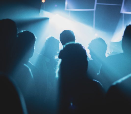 Covid-19: Untergrundpartys werden immer häufiger