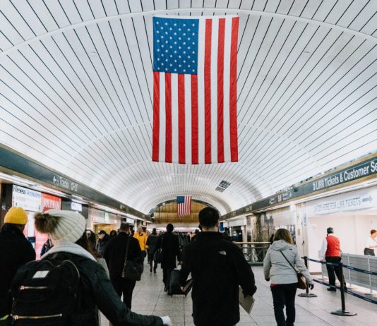 US warnt vor Reisen nach Frankreich wegen „sehr hoher“ Covid-Zahlen