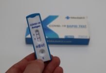 Covid-19: Selbsttests dürfen zwei weitere Wochen in Supermärkten verkauft werden