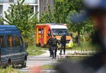 Was über den Messerangriff auf eine Polizistin in La Chapelle-sur-Erdre bekannt ist