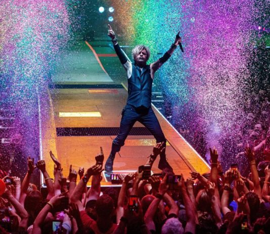 Heute Indochine-Konzert in Bercy mit 5.000 Zusachauern!