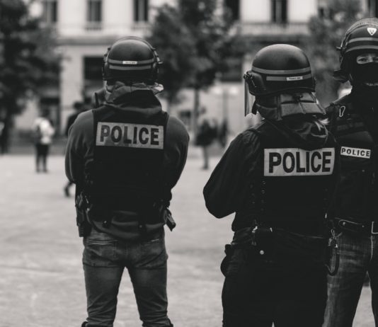 Covid-19: Müssen die Franzosen eine dauerhafte Einschränkung ihrer Freiheiten fürchten?