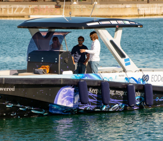 „The New Era“, das erste wasserstoffbetriebene Boot der Welt wurde in Marseille vorgestellt