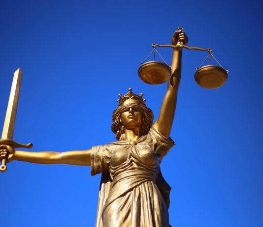 Covid-19: Die EU und AstraZeneca treffen sich vor Gericht