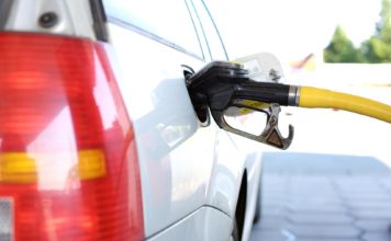 Frankreich zwischen Kaufkraftschutz und Klimapolitik: Paris plant neue Hilfen gegen steigende Spritpreise Benzinpreise