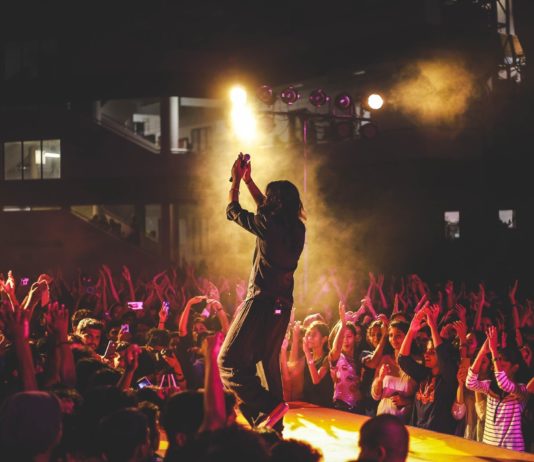 Letzte Etappe der Lockerungen: Konzerte, Sport, Kino… was sich ab Mittwoch ändert