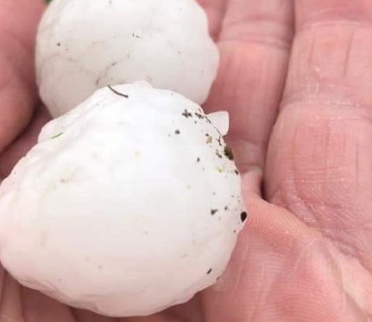 Gewitter in Haute-Garonne: Am See von Saint-Ferréol fielen Hagelkörner so groß wie Golfbälle