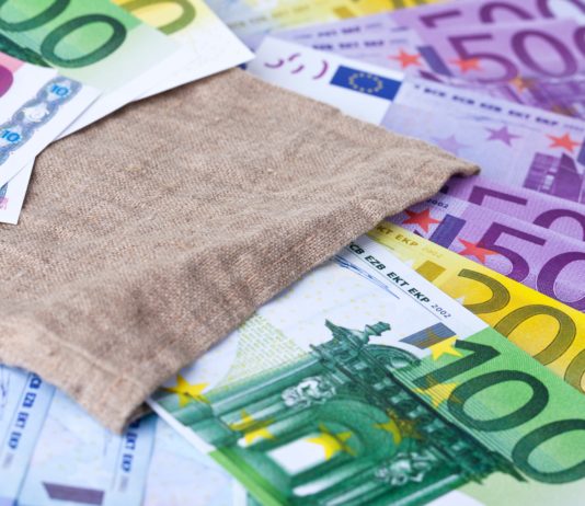 Gironde: Mann findet 85.000 Euro zwischen Sperrmüll